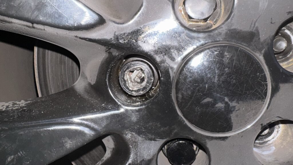 rounded wheel nut